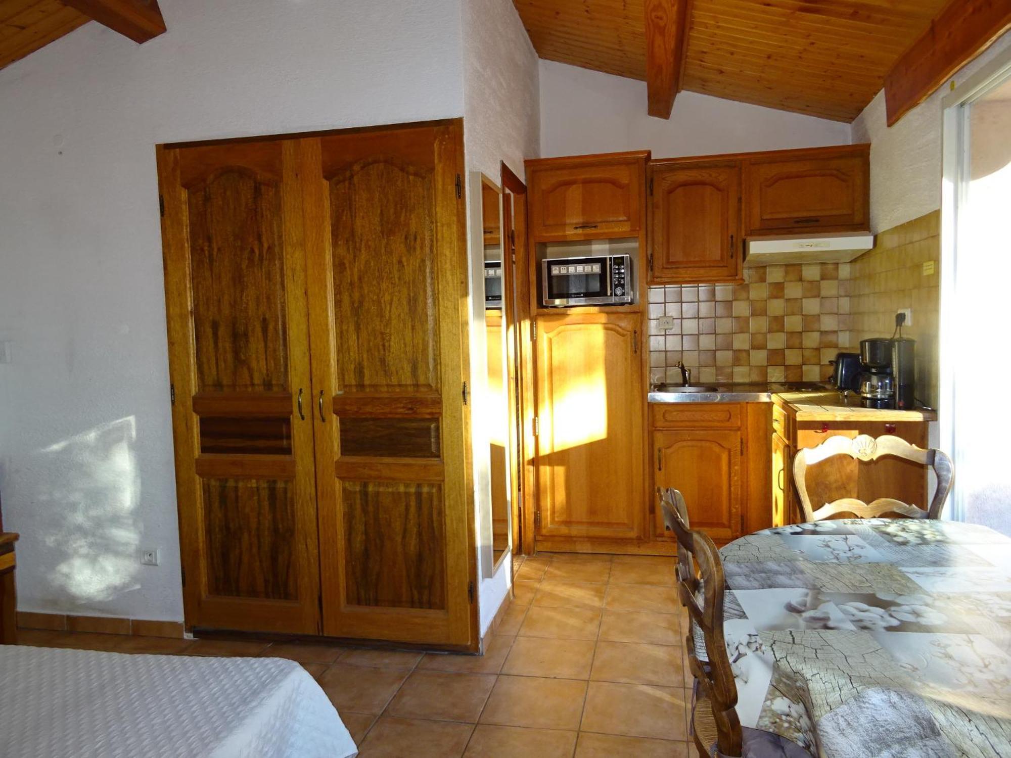 Location Villa Et Studios Roquebrune-sur Argens Exterior foto